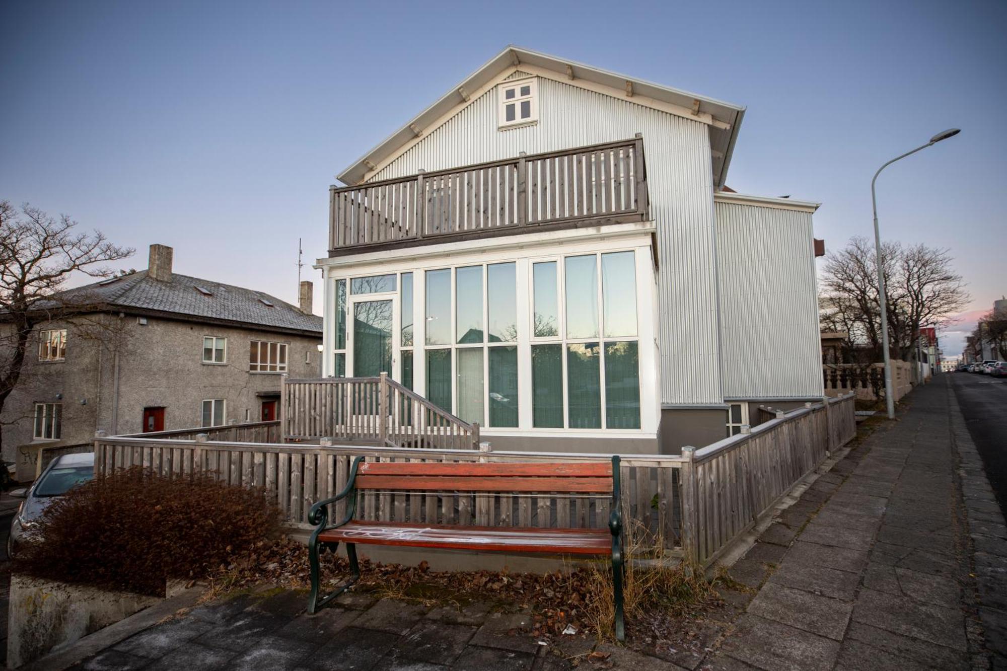 Day Dream Soleyjargata Rooms & Apartments Reykjavik Exterior photo