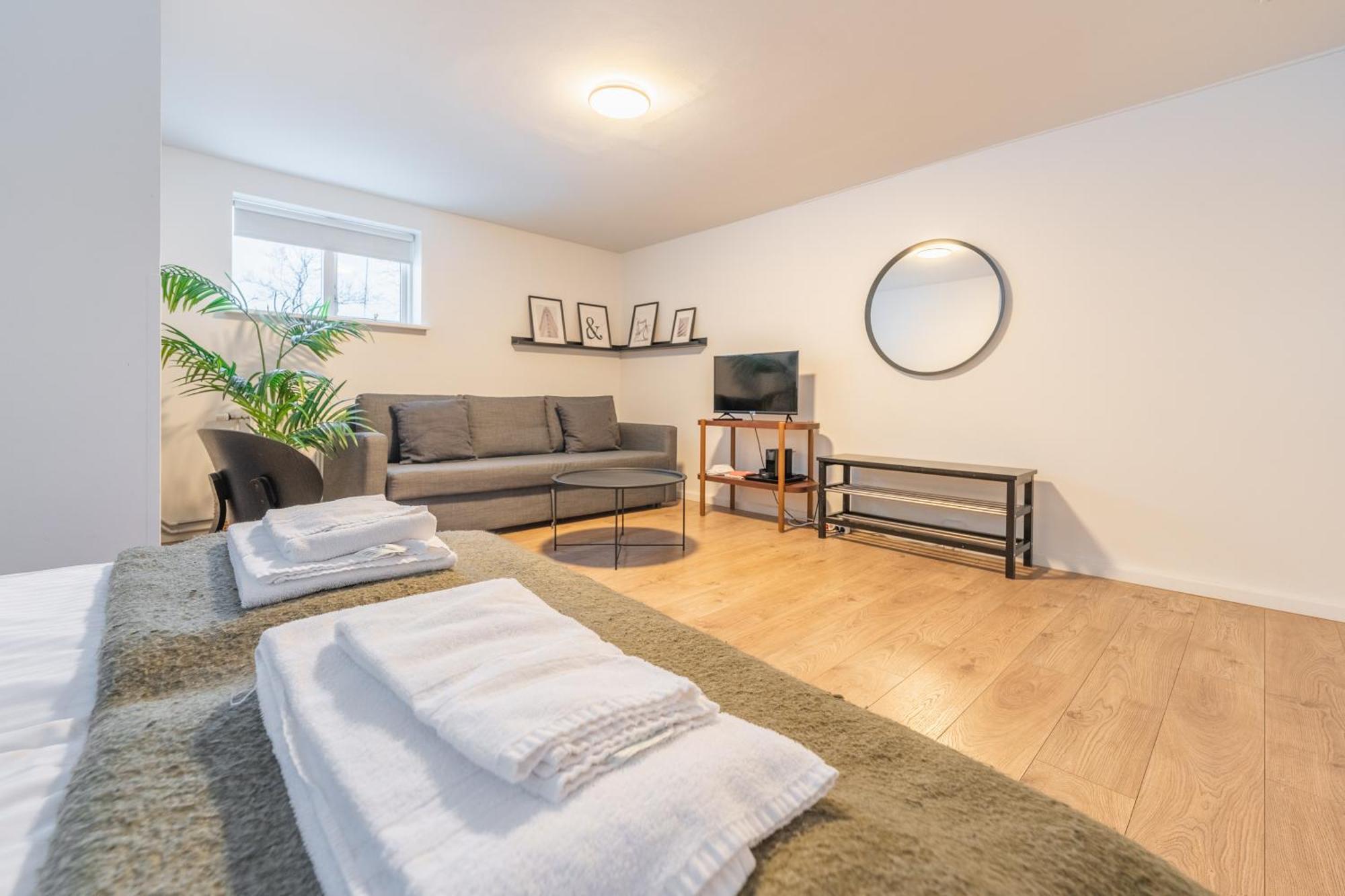 Day Dream Soleyjargata Rooms & Apartments Reykjavik Exterior photo